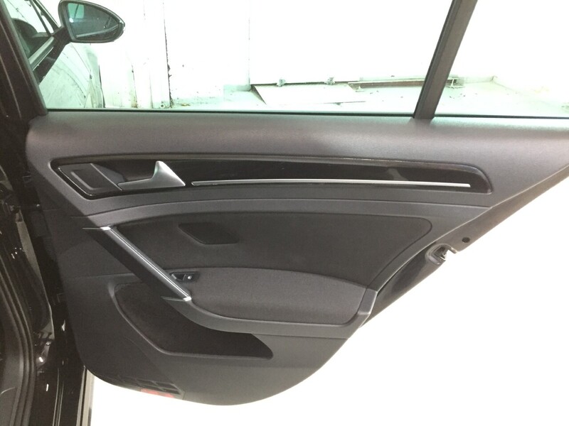 Used Volkswagen Golf 2015 for sale - 76439439: Photo 30