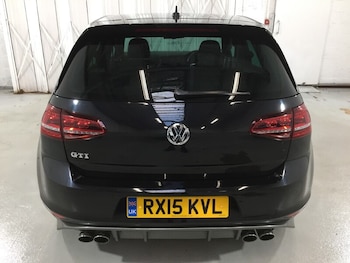 Used Volkswagen Golf 2015 for sale - 76439439: Photo