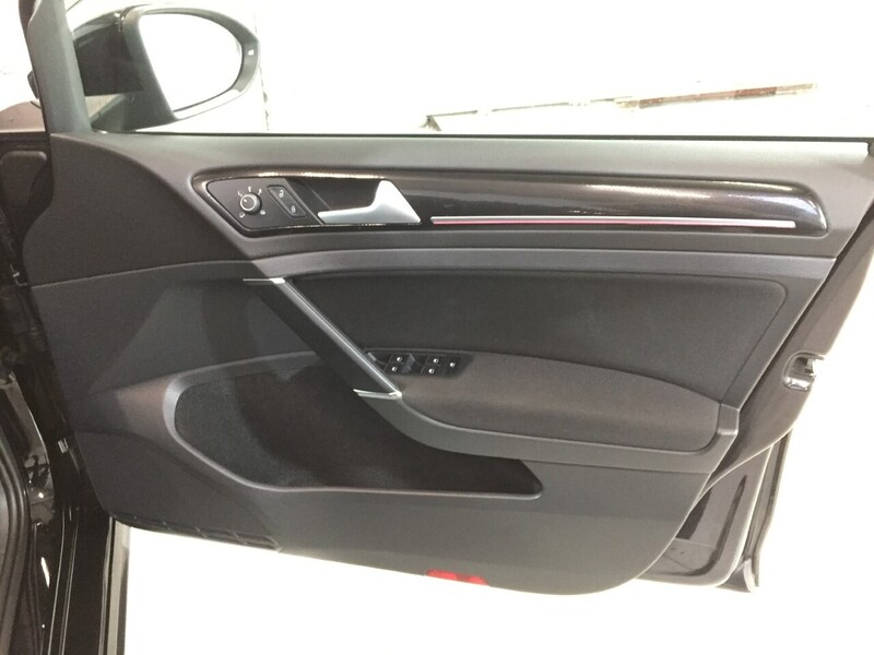 Used Volkswagen Golf 2015 for sale - 76439439: Photo 8