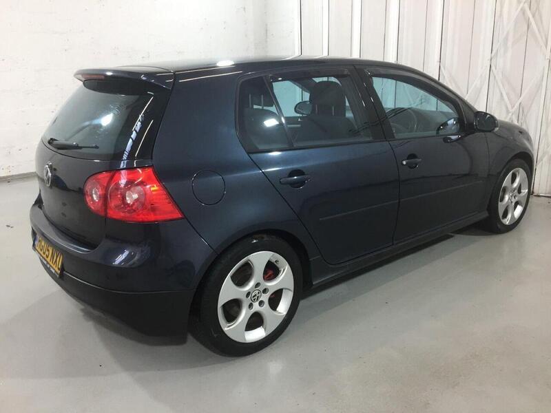 Used Volkswagen Golf 2005 for sale - 77437816: Photo 2