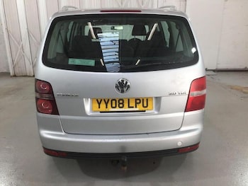 Used Volkswagen Touran 2008 for sale - 78390323: Photo