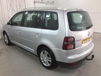 Used Volkswagen Touran 2008 for sale - 78390323: Photo