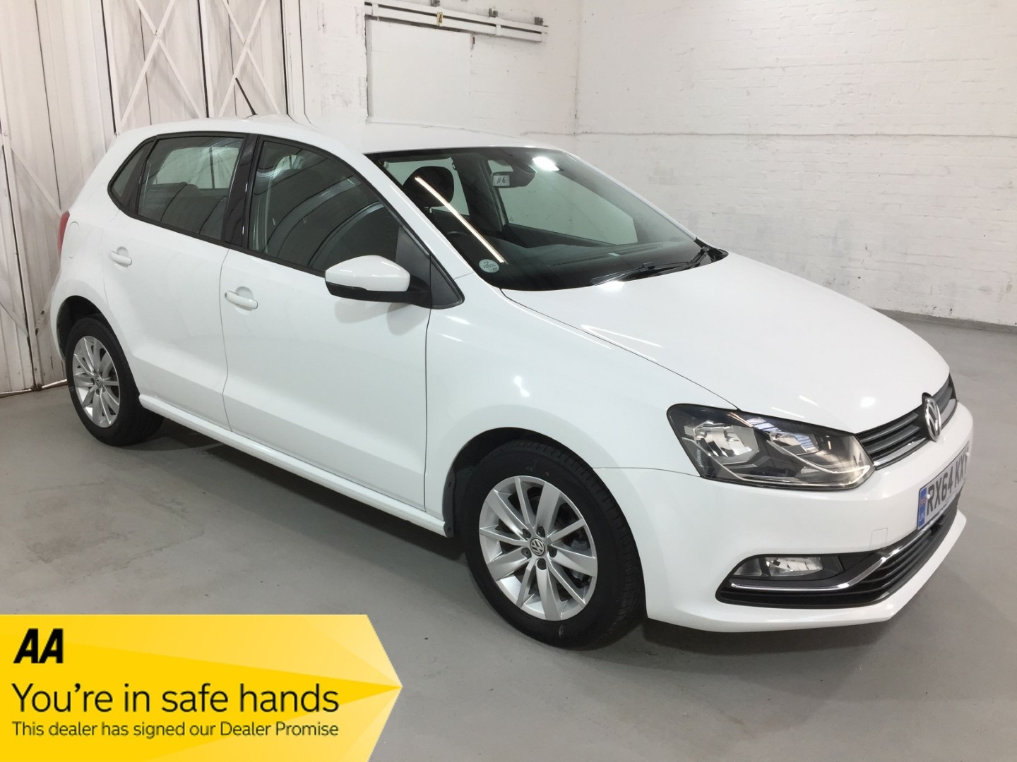 Used Volkswagen Polo 2014 for sale - 76407134: Photo 1