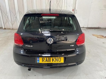 Used Volkswagen Polo 2011 for sale - 79392467: Photo