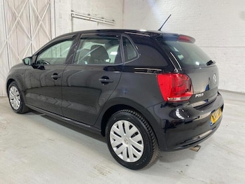 Used Volkswagen Polo 2011 for sale - 79392467: Photo