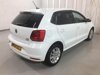 Used Volkswagen Polo 2014 for sale - 77432616: Photo