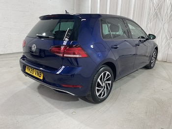 Used Volkswagen Golf 2020 for sale - 78714760: Photo