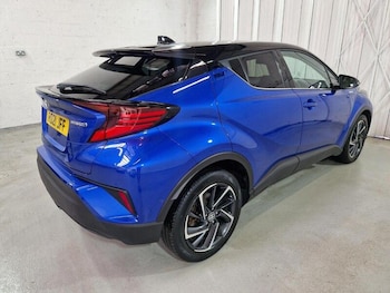 Used Toyota C-HR 2021 for sale - 79010079: Photo
