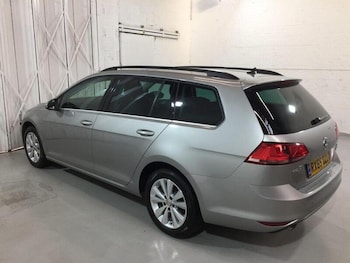 Used Volkswagen Golf 2015 for sale - 76686787: Photo