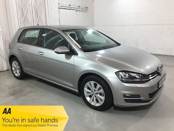 Used Volkswagen Golf 2014 for sale - 76407148: Photo