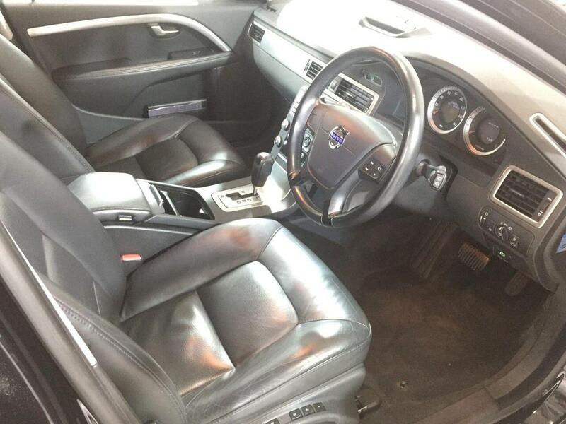 Used Volvo V70 2024 for sale - 77668066: Photo 10