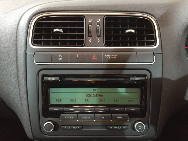 Used Volkswagen Polo 2010 for sale - 76686788: Photo 11