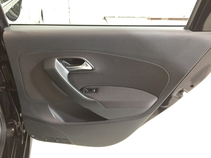 Used Volkswagen Polo 2010 for sale - 76686788: Photo 17