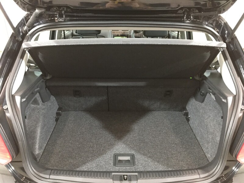 Used Volkswagen Polo 2010 for sale - 76686788: Photo 21