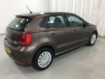 Used Volkswagen Polo 2014 for sale - 76407145: Photo