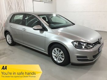 Used Volkswagen Golf 2015 for sale - 76407146: Photo