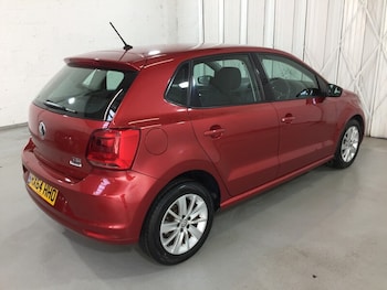 Used Volkswagen Polo 2014 for sale - 76407137: Photo