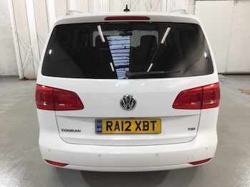 Used Volkswagen Touran 2012 for sale - 76718734: Photo