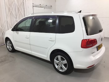 Used Volkswagen Touran 2012 for sale - 76718734: Photo
