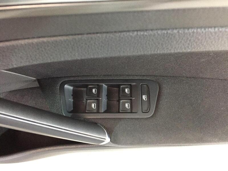 Used Volkswagen Golf 2025 for sale - 76407129: Photo 10