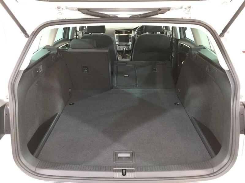 Used Volkswagen Golf 2025 for sale - 76407129: Photo 31