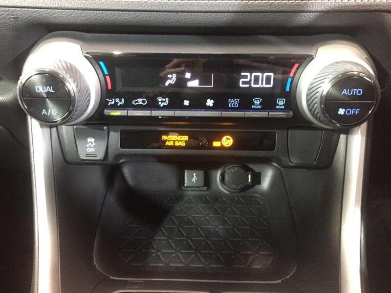 Used Toyota RAV4 2020 for sale - 78027134: Photo 27