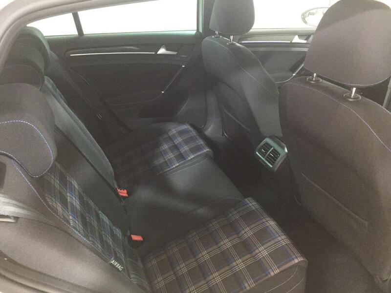 Used Volkswagen Golf 2016 for sale - 77932641: Photo 33