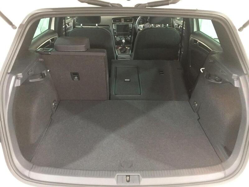 Used Volkswagen Golf 2016 for sale - 77932641: Photo 36