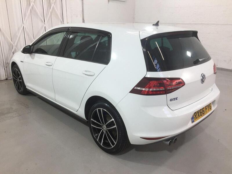 Used Volkswagen Golf 2016 for sale - 77932641: Photo 4