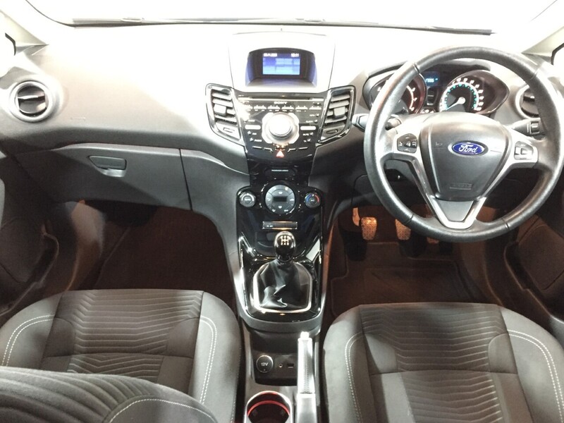 Used Ford Fiesta 2014 for sale - 76547357: Photo 24