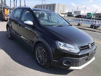 Used Volkswagen Polo 2015 for sale - 79392541: Photo