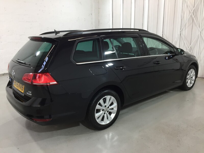 Used Volkswagen Golf 2025 for sale - 76407160: Photo 2