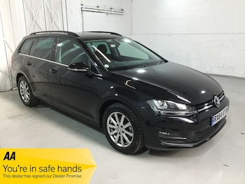 Used Volkswagen Golf 2014 for sale - 76407147: Photo