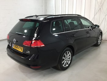 Used Volkswagen Golf 2014 for sale - 76407147: Photo