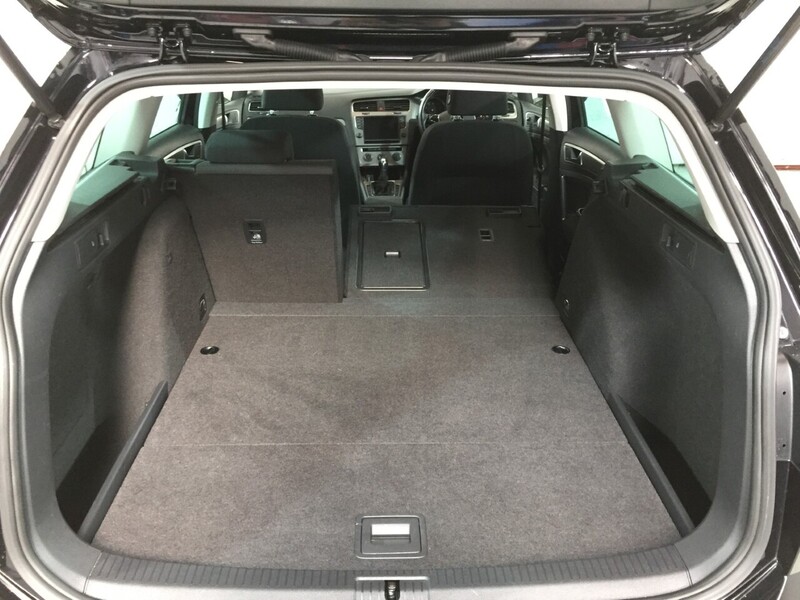 Used Volkswagen Golf 2025 for sale - 76407147: Photo 32