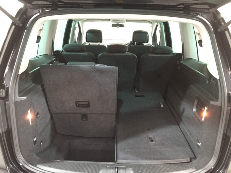 Used Volkswagen Sharan 2013 for sale - 76476294: Photo 28