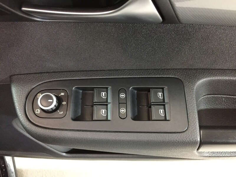 Used Volkswagen Sharan 2013 for sale - 76476294: Photo 9