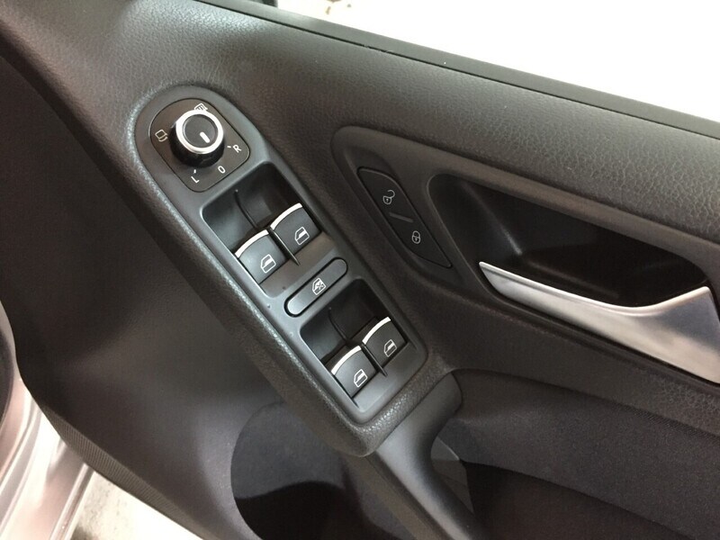 Used Volkswagen Golf 2012 for sale - 76407130: Photo 9