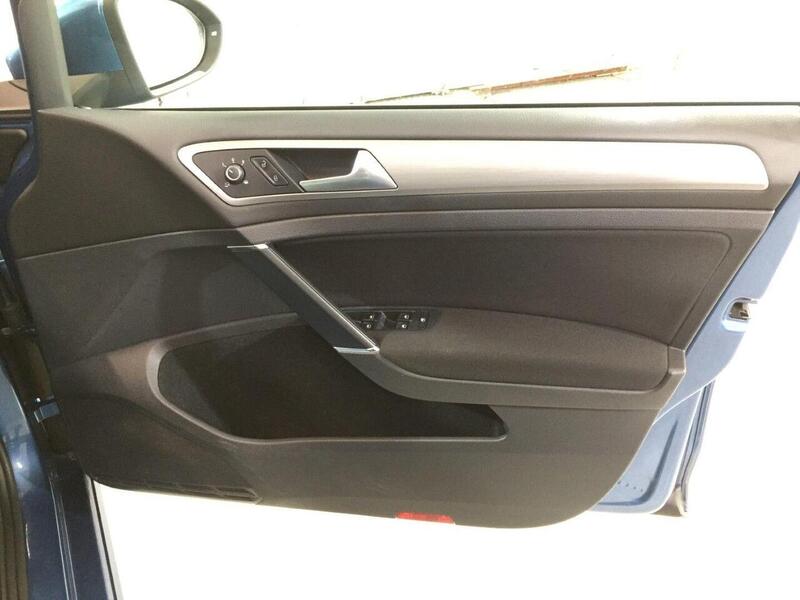 Used Volkswagen Golf 2014 for sale - 76407166: Photo 8