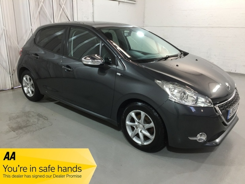 Used Peugeot 208 2014 for sale - 76718735: Photo 1