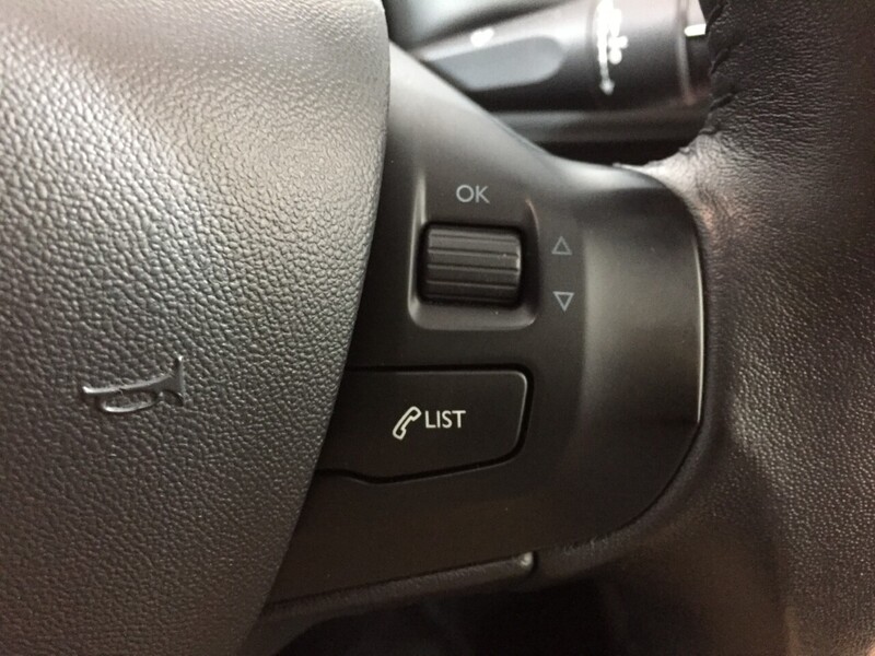 Used Peugeot 208 2014 for sale - 76718735: Photo 12