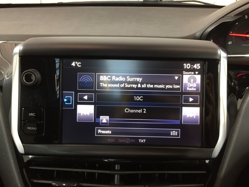 Used Peugeot 208 2014 for sale - 76718735: Photo 15