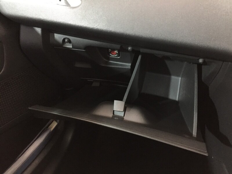 Used Peugeot 208 2014 for sale - 76718735: Photo 24