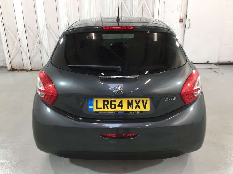 Used Peugeot 208 2014 for sale - 76718735: Photo 3