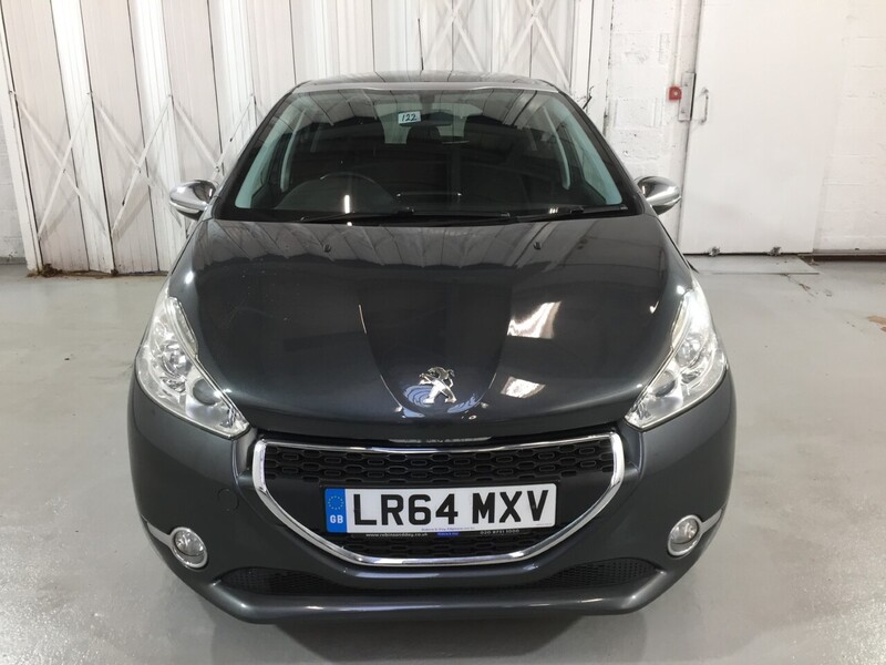 Used Peugeot 208 2014 for sale - 76718735: Photo 5