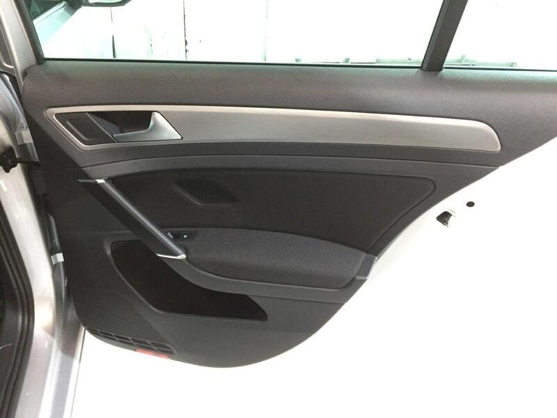 Used Volkswagen Golf 2025 for sale - 77351220: Photo 26