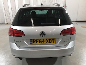 Used Volkswagen Golf 2015 for sale - 77351220: Photo