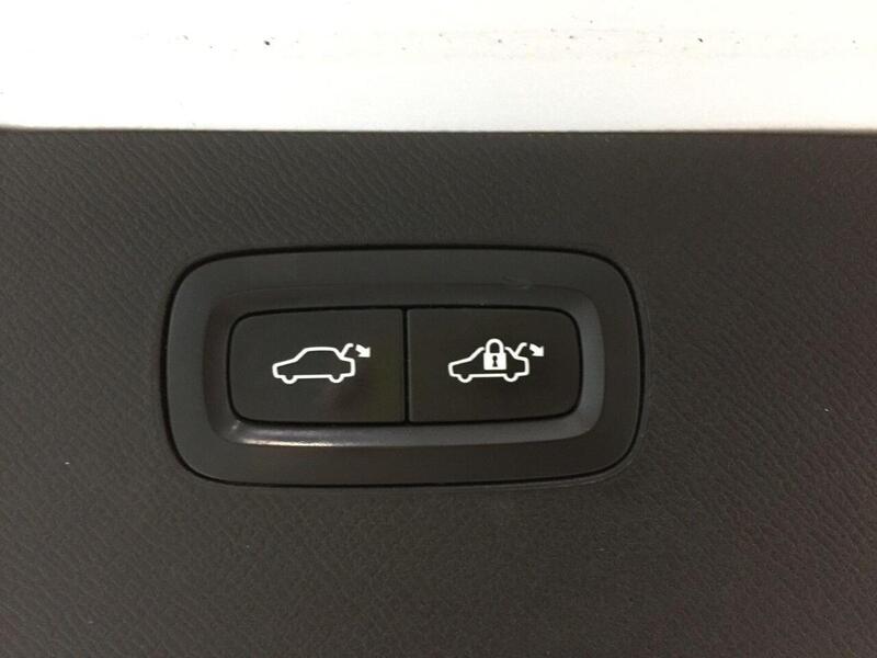 Used Volvo XC90 2018 for sale - 77349666: Photo 44