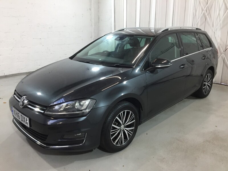 Used Volkswagen Golf 2016 for sale - 76476312: Photo 5