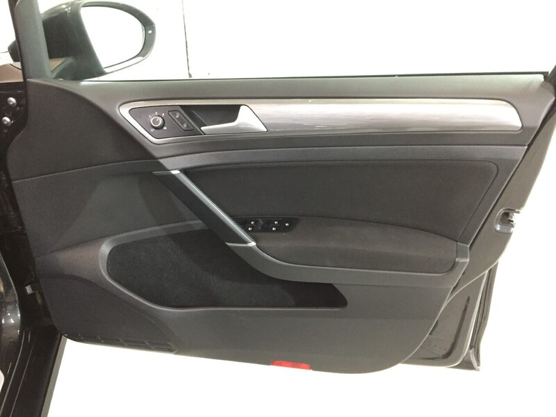 Used Volkswagen Golf 2016 for sale - 76476312: Photo 8